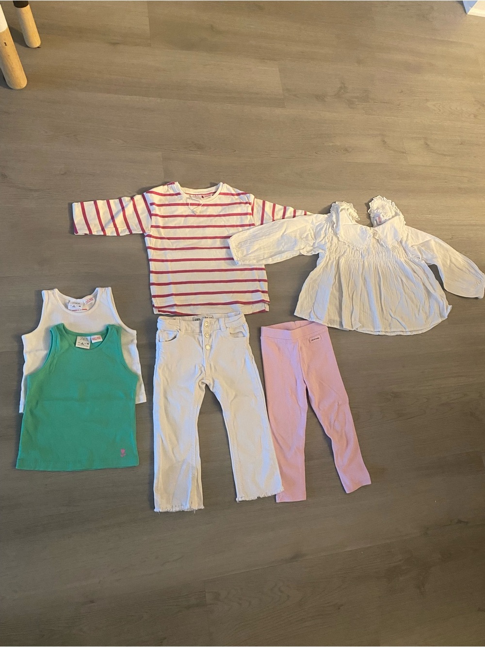 Zara bundle White and Pink Pants ,White/Pink Striped Top and 2 tops size 18-24